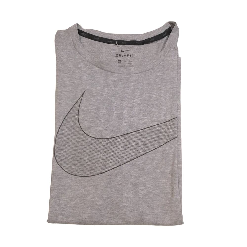 Nike T Shirt